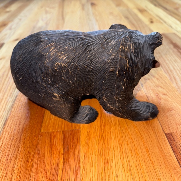 ANTIQUE CARVED WOODEN AINU BEAR WITH FISH HOKKAIDO JAPAN - Picture 4 of 9